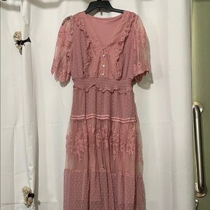 Elegant Pink Lace Dress